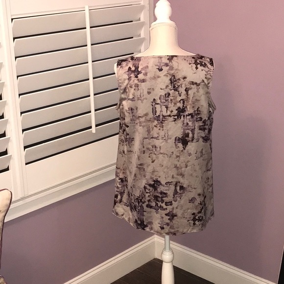 Vera Wang...Simply Vera Sleeveless Shell. - Picture 3 of 4